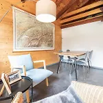 Mirador Auf Der Sonnenterrasse Von Saas Fee