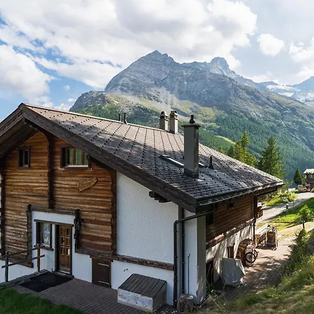 Mirador Auf Der Sonnenterrasse Von Saas-Fee