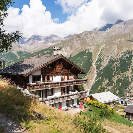 Mirador Auf Der Sonnenterrasse Von Saas-Fee