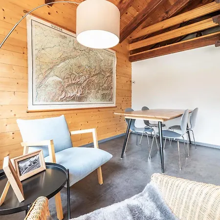 Mirador Auf Der Sonnenterrasse Von Saas-Fee